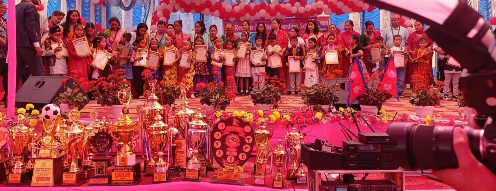 Redstar M.V. 30th Anniversary and Parents' Day held with various programs